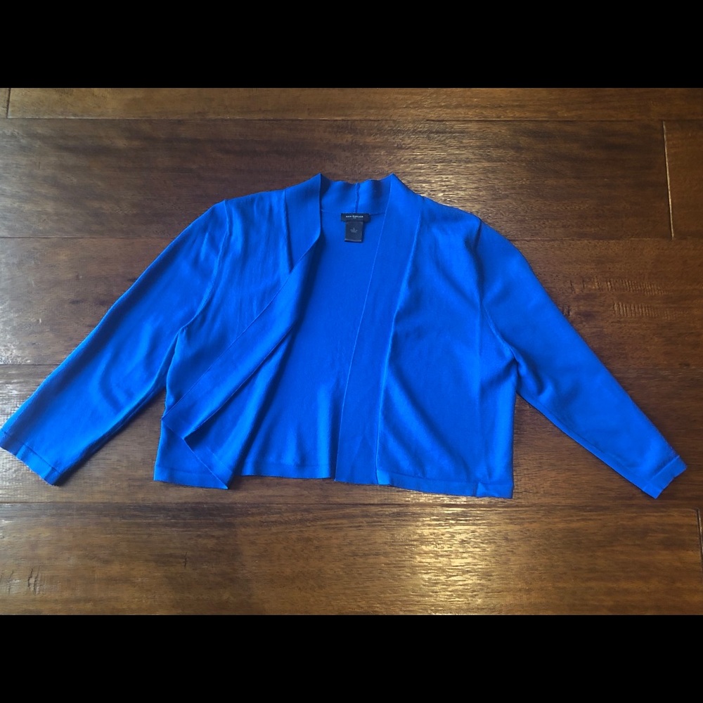 Blue knit shrug